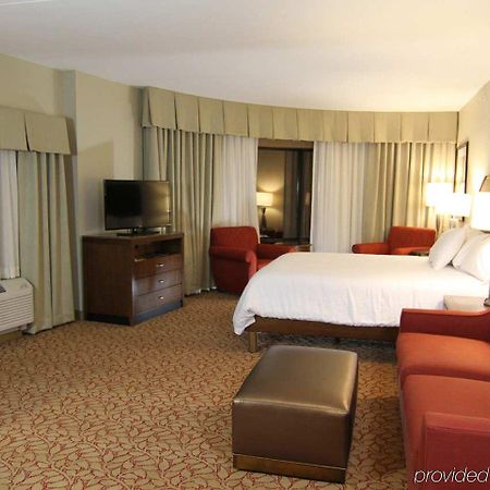 Hilton Garden Inn פייקוויל מראה חיצוני תמונה