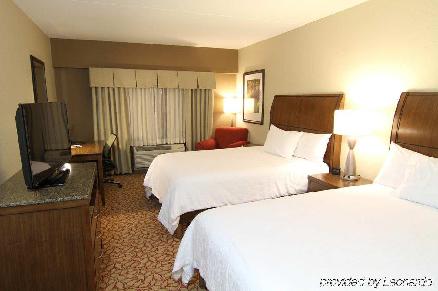 Hilton Garden Inn פייקוויל מראה חיצוני תמונה