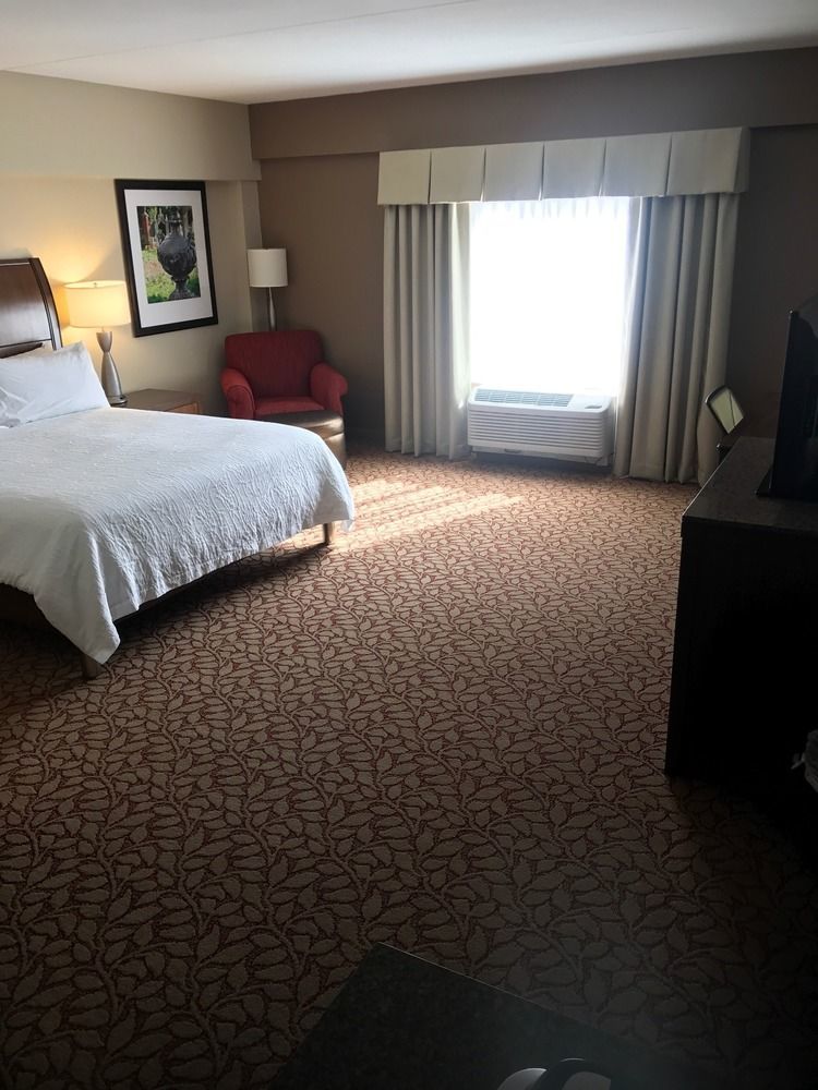 Hilton Garden Inn פייקוויל מראה חיצוני תמונה