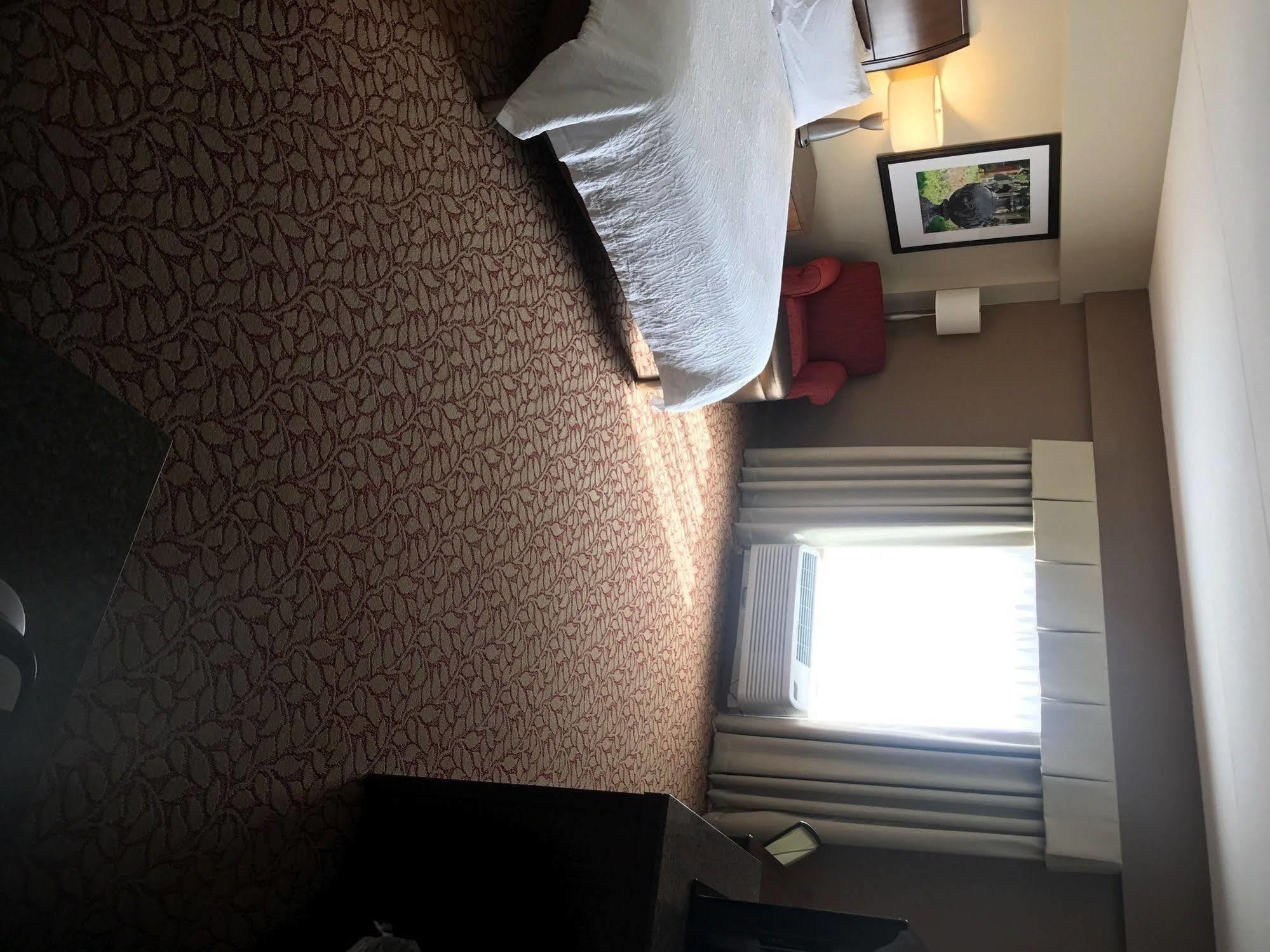 Hilton Garden Inn פייקוויל מראה חיצוני תמונה