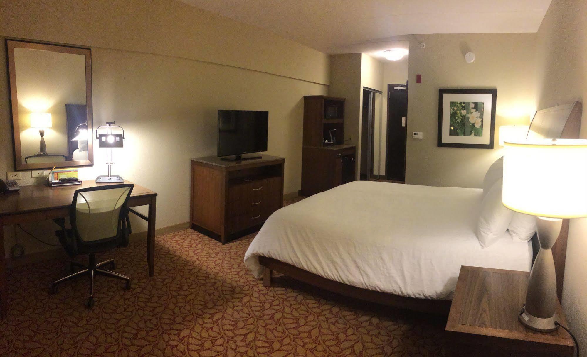 Hilton Garden Inn פייקוויל מראה חיצוני תמונה
