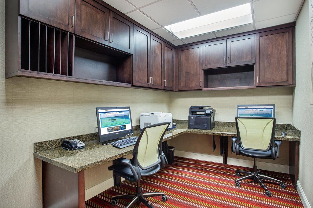 Hilton Garden Inn פייקוויל מראה חיצוני תמונה