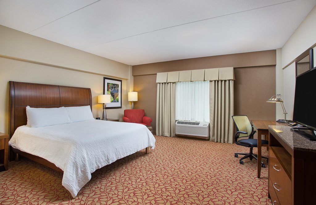 Hilton Garden Inn פייקוויל מראה חיצוני תמונה