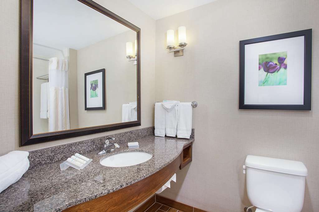 Hilton Garden Inn פייקוויל חדר תמונה