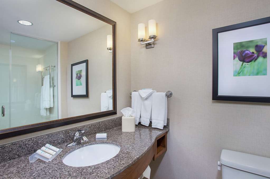 Hilton Garden Inn פייקוויל חדר תמונה