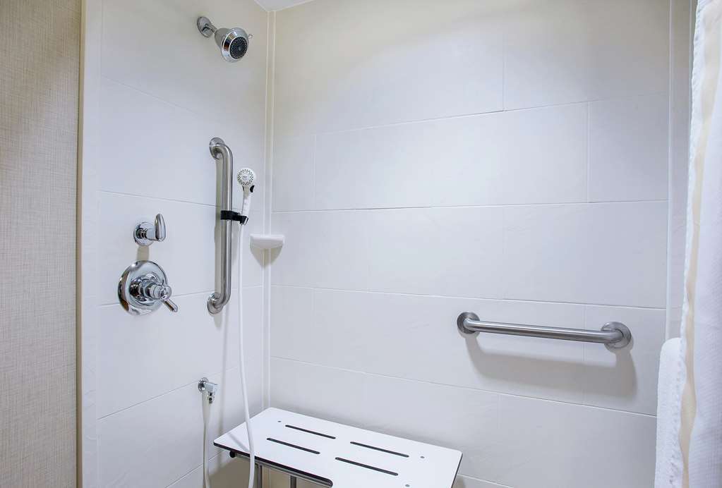 Hilton Garden Inn פייקוויל חדר תמונה